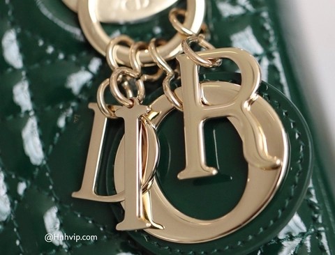 미니 레이디 디올 백, 파인 그린 컬러, 페이턴트 까나쥬 송아지 가죽