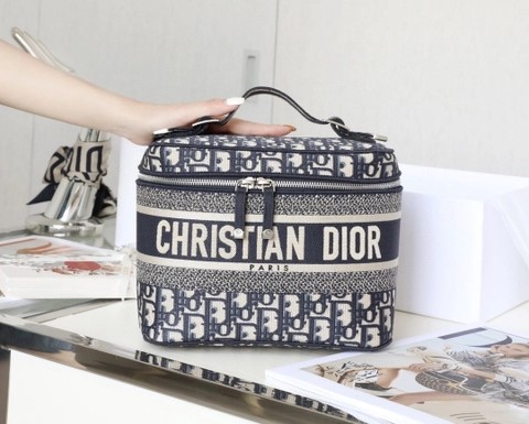 디올 디올트래블 오블리크 화장대