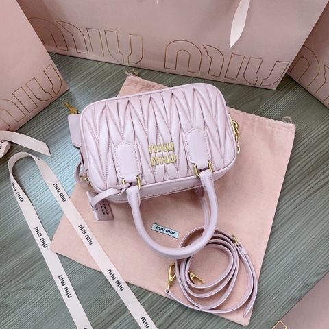 Miu Miu Arcadie 마틀라세 나파 가죽 백 5BB123 핑크 M1