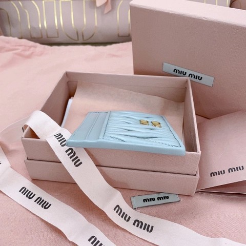 Miu Miu 마테라세 나파 가죽 카드홀더 5MC076_2FPP_F0591 콘플라워 M1