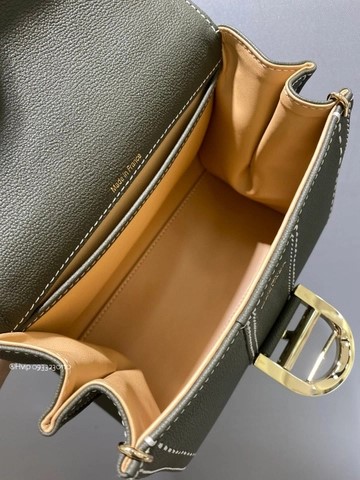 Delvaux Brillant Mini Surpiqué 그레인 송아지 가죽 카키
