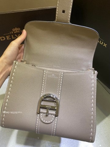 Delvaux Brillant MM Surpiqué 그레인 송아지 가죽 Tourterelle I - 아이보리