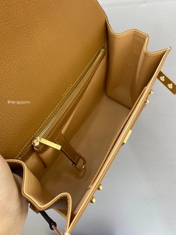 크리스피 송아지 가죽의 Delvaux Tempête MM AA0611AMF0ADNDO 베지탈 - 아이보리