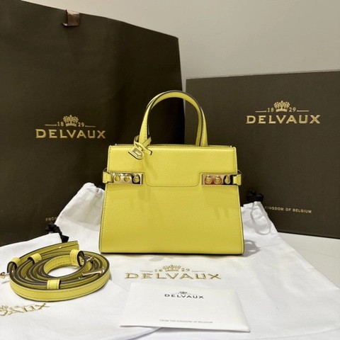 Delvaux Tempête Crush Small Silky 카프스킨