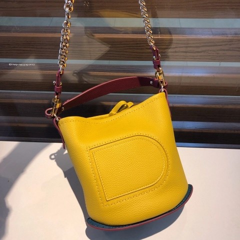 Delvaux 배터리 미니 버킷 Surpiquéen Taurillon Soft AA0607ATT0ADNDO