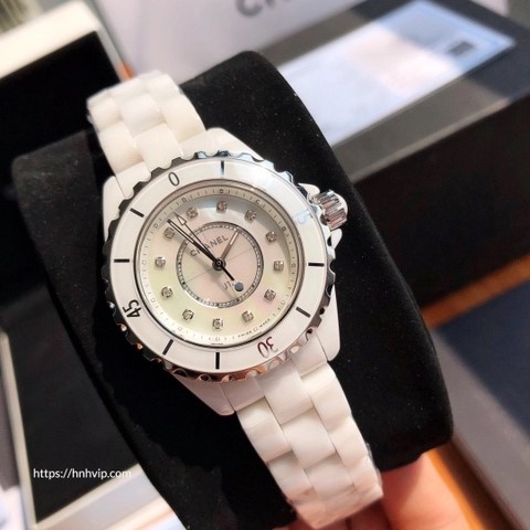 샤넬 J12 와치 33mm