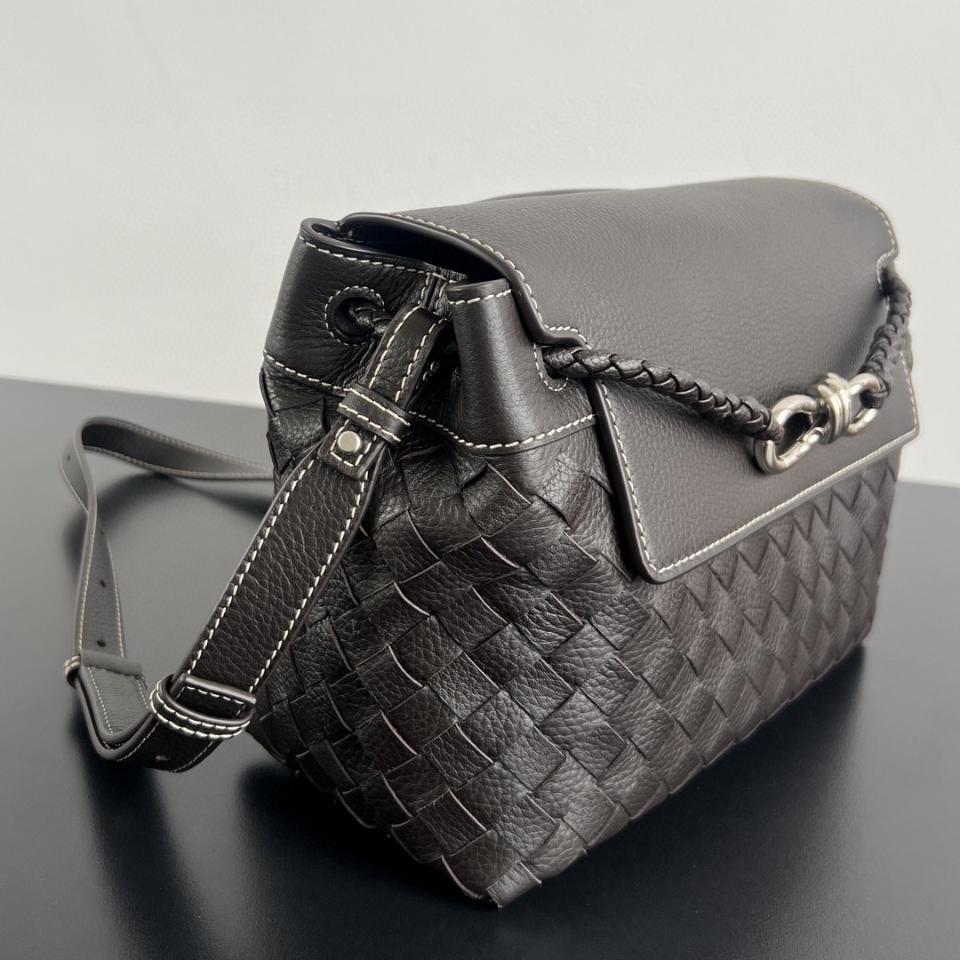 Bottega Veneta 스몰 안디아모 메신저 815781V2 29x20x13cm