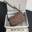Bottega Veneta Notturno Fondant 스웨이드 송아지 가죽 843893   21x11x9cm