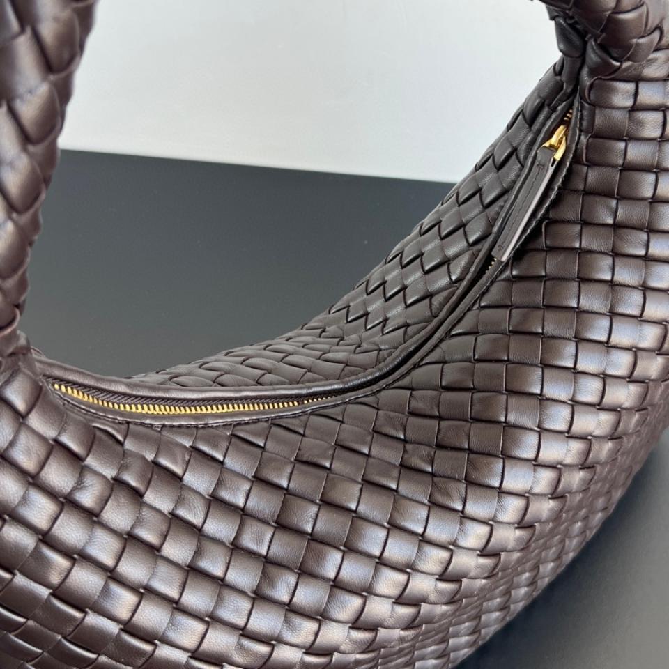보테가 베네타 미디엄 베네타 폰단트 856737V6 44x28x5cm
