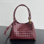 보테가 베네타 미디엄 파라슈트 레드 835921 29.5x17.5x18.5cm