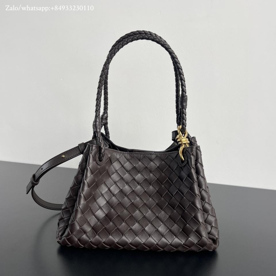 보테가 베네타 미디엄 파라슈트 퐁당 케이크 835921 (29.5x17.5x18.5cm)