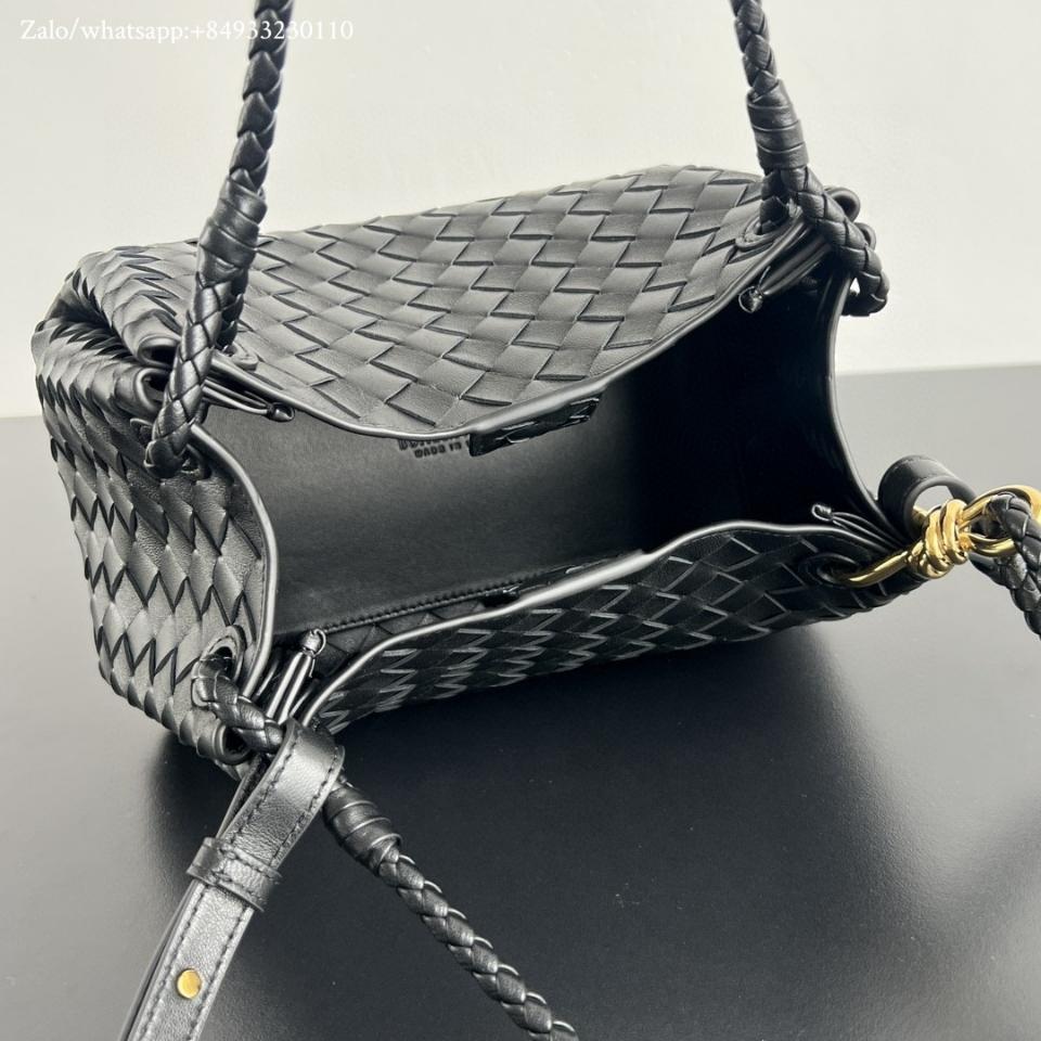 보테가 베네타 미디엄 파라슈트 블랙 835921 29.5x17.5x18.5cm