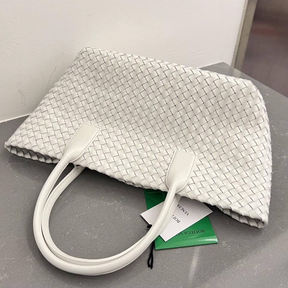 Bottega Veneta 미디엄 카바트 화이트 608810 40x29x16cm