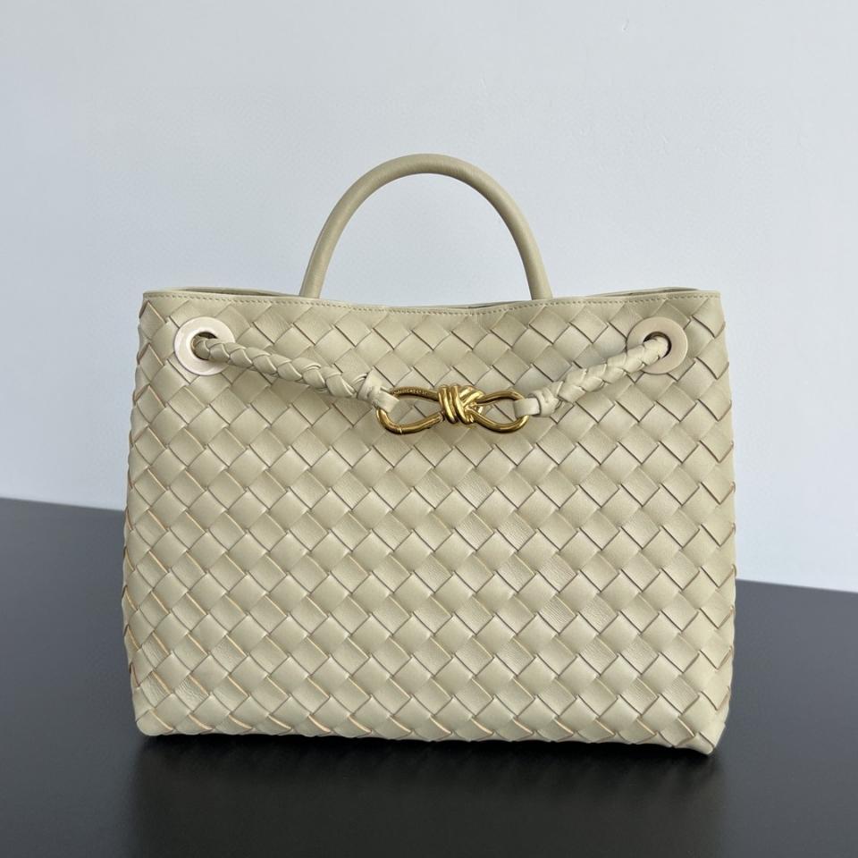 BOTTEGA VENETA 미디엄 안디아모 트래버틴 743572 32x25x11cm