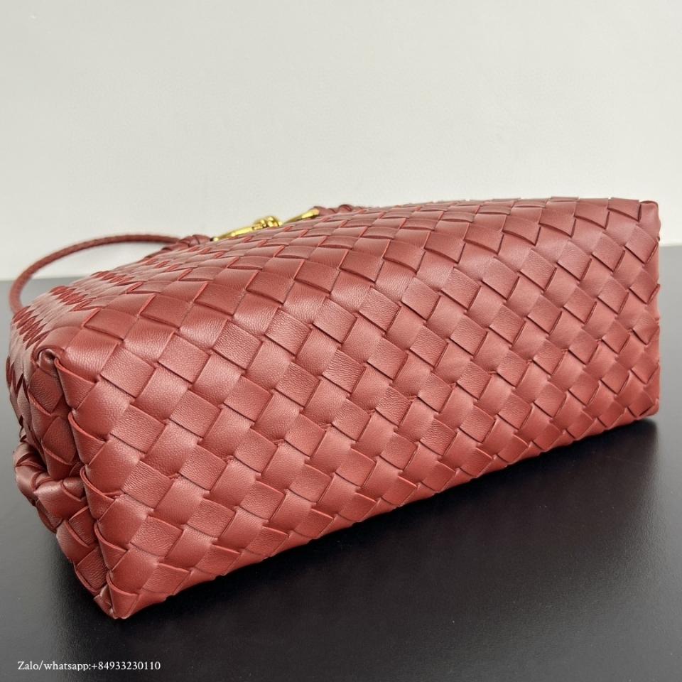 BOTTEGA VENETA 미디엄 안디아모 사펠레 743572 32x25x11cm
