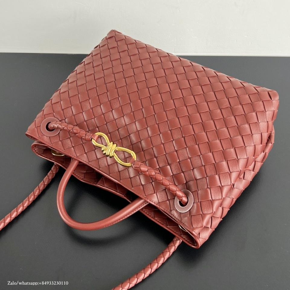 BOTTEGA VENETA 미디엄 안디아모 사펠레 743572 32x25x11cm