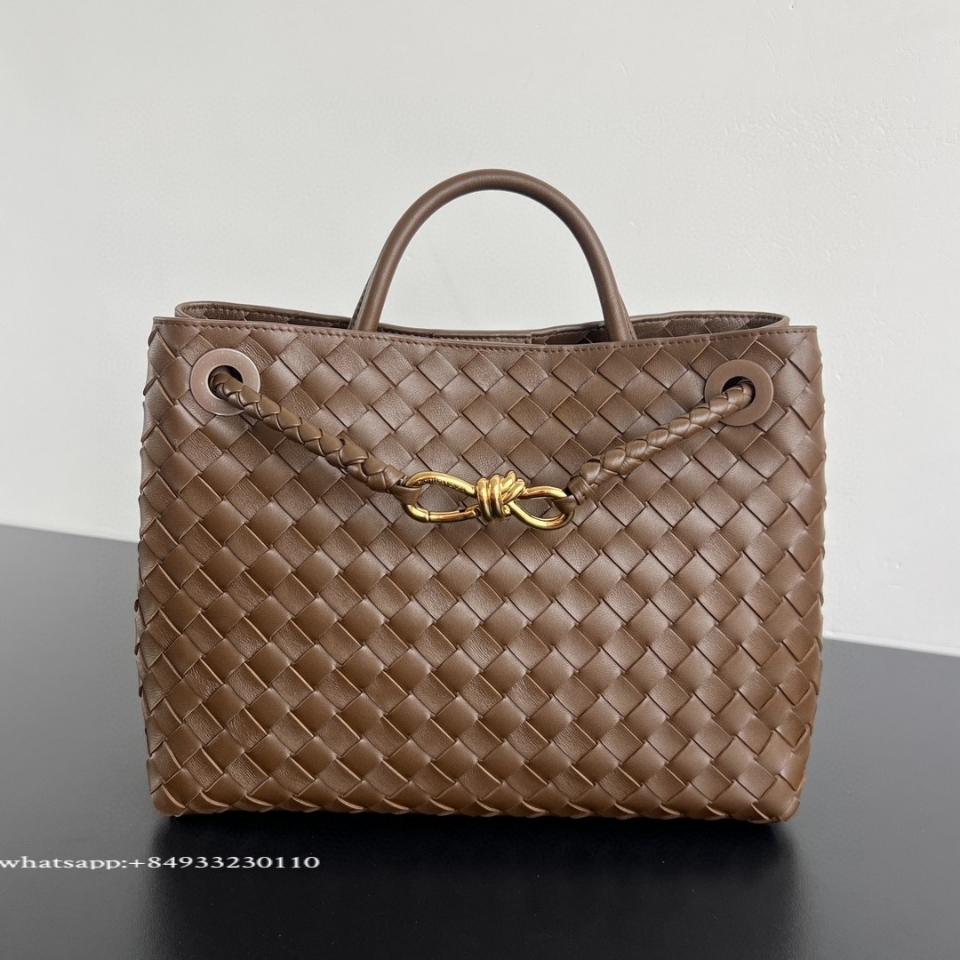 BOTTEGA VENETA 미디엄 안디아모 노치올라 743572 32x25x11cm