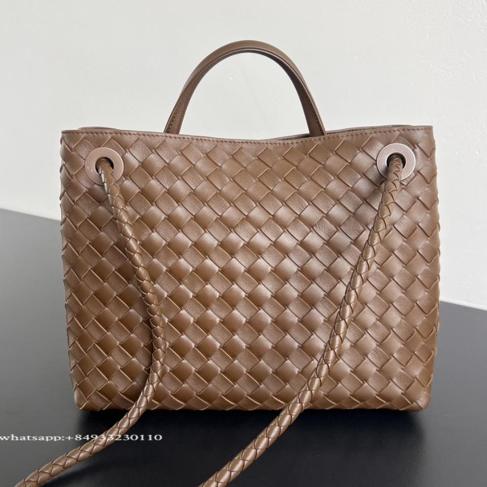 BOTTEGA VENETA 미디엄 안디아모 노치올라 743572 32x25x11cm