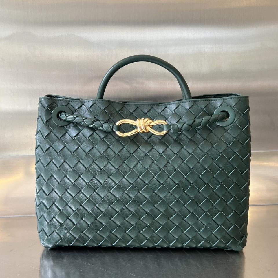 BOTTEGA VENETA 미디엄 안디아모 에메랄드그린 743572 32x25x11cm