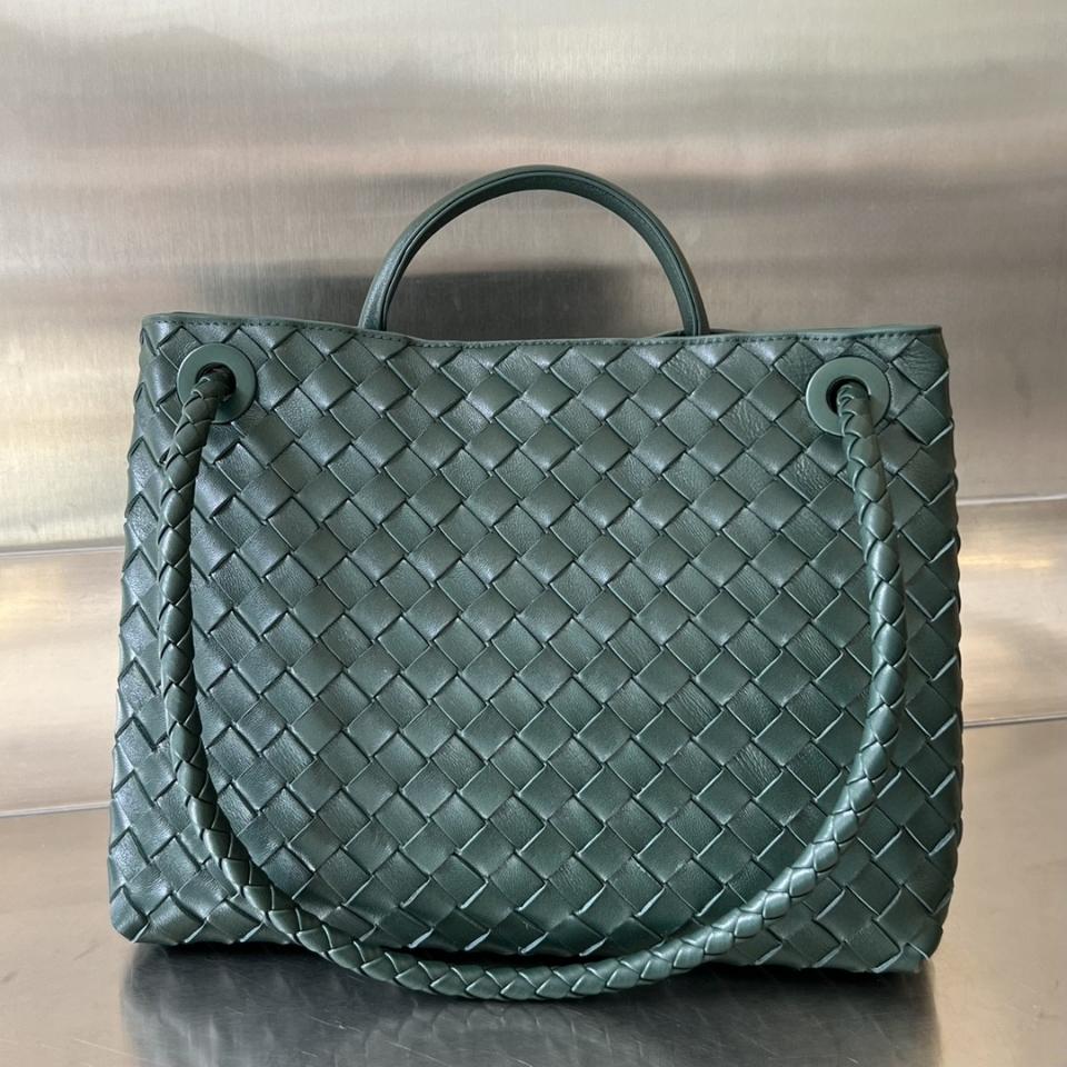 BOTTEGA VENETA 미디엄 안디아모 에메랄드그린 743572 32x25x11cm