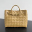 BOTTEGA VENETA 미디엄 안디아모 다크 프랄린 743572 32x25x11cm