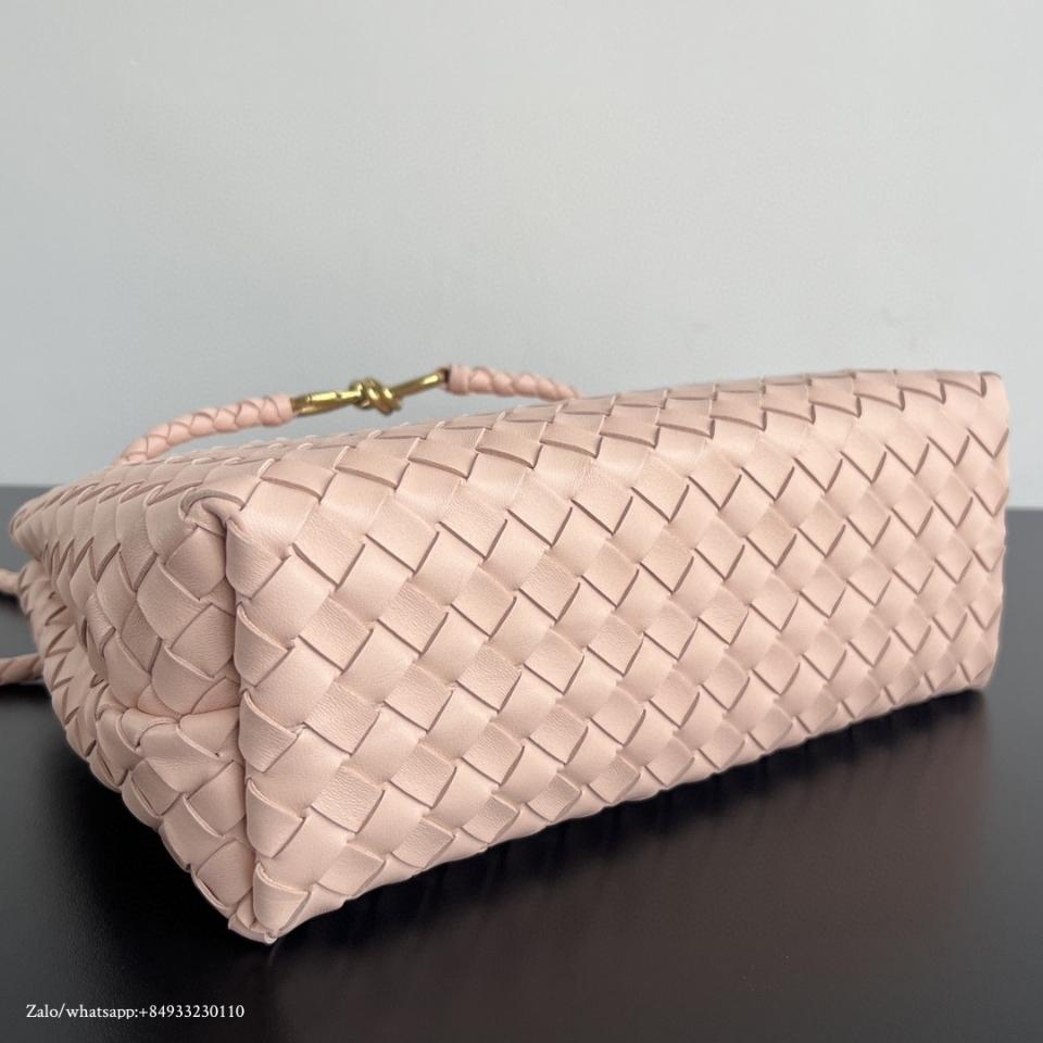 BOTTEGA VENETA 미디엄 안디아모 카메오 743572 32x25x11cm