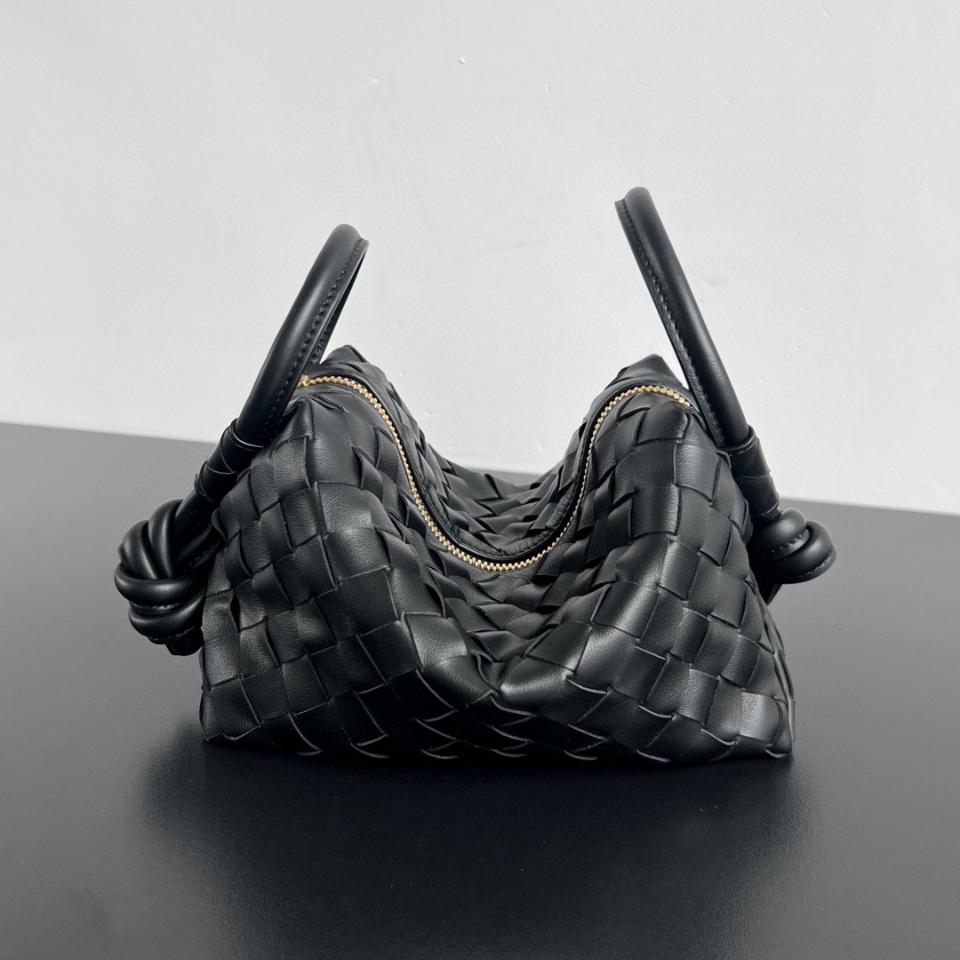 보테가 베네타 루프 탑 핸들 블랙 796615V2 19x12x9cm
