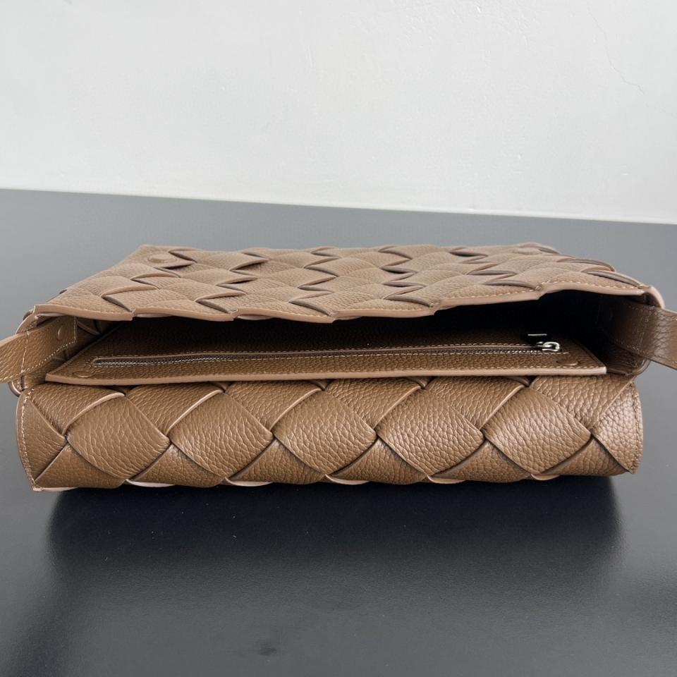 보테가 베네타 라지 디아고 우드 81579632x21.5x5cm