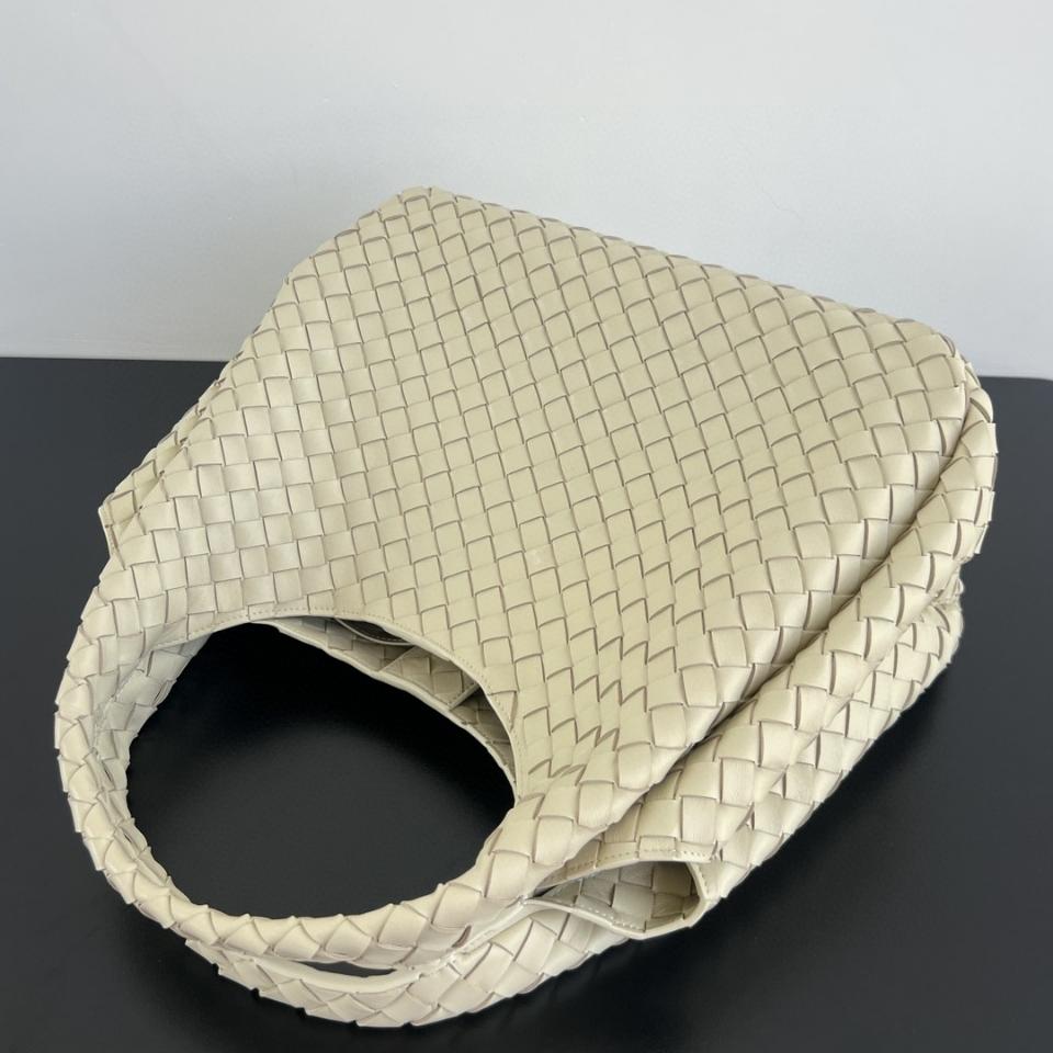 보테가 베네타 라지 캄파나 씨솔트 844250V4 39x25x18.5cm