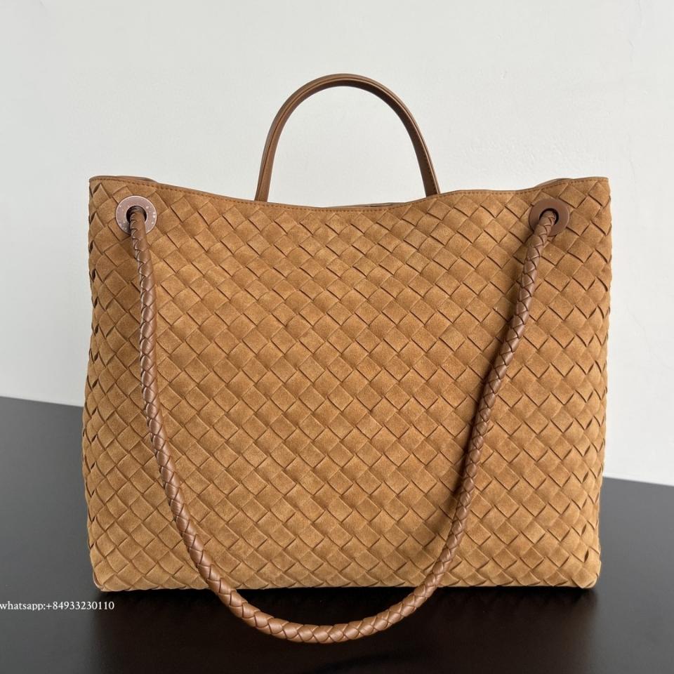 보테가베네타 라지 안디아모 앰버 스웨이드 743575 45*22*34 cm