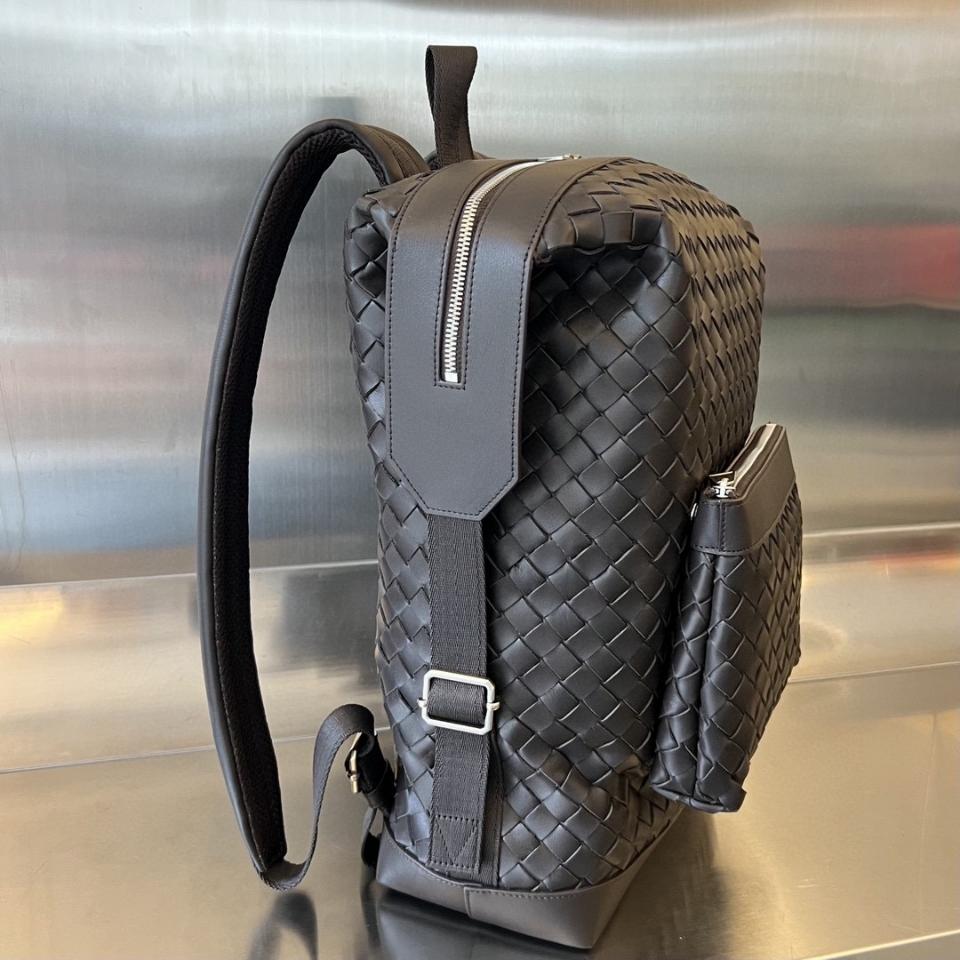 Bottega Veneta 인트레치아토 백팩 퐁당 653118 42x30x13cm