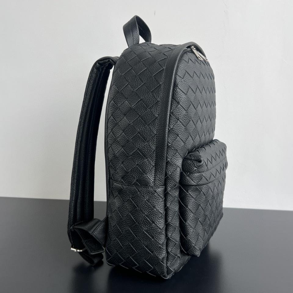 Bottega Veneta 인트레치아토 백팩 블랙 833158 46x30x14cm