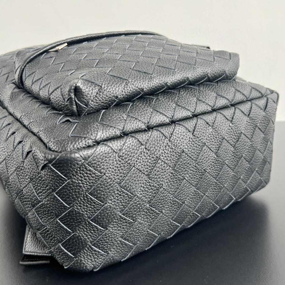 Bottega Veneta 인트레치아토 백팩 블랙 833158 46x30x14cm