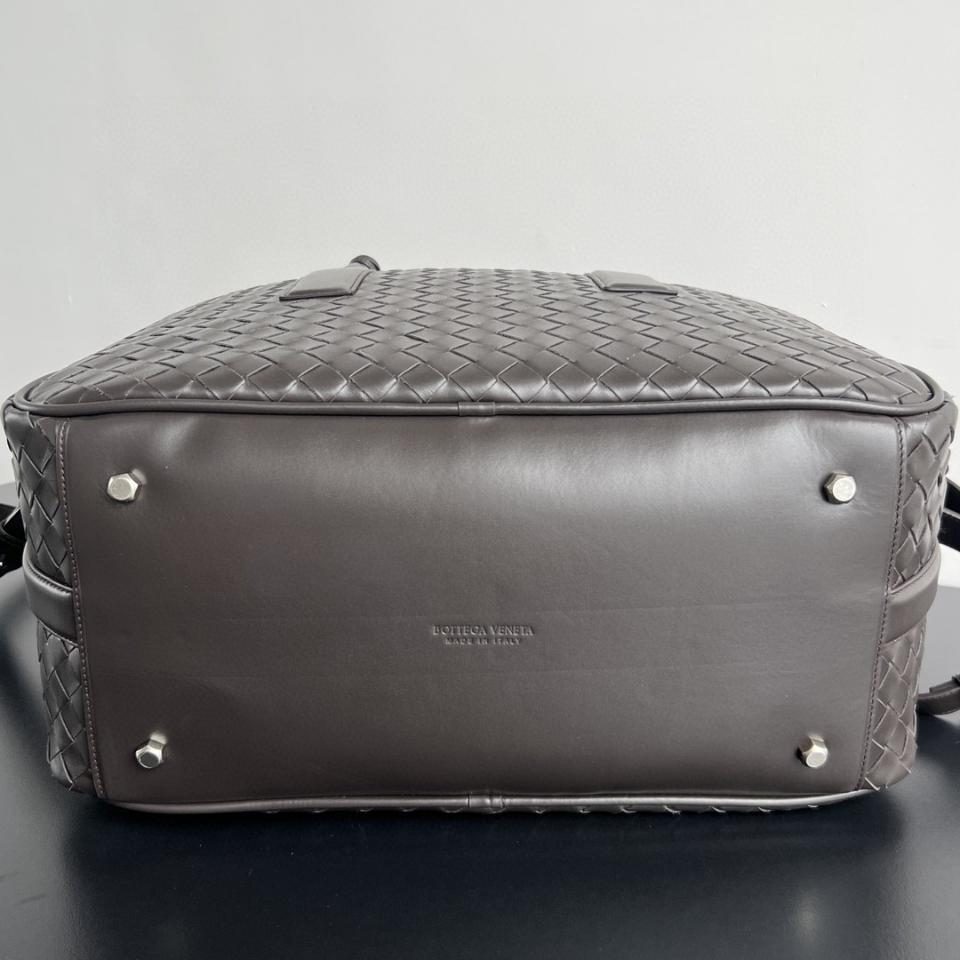 보테가 베네타 게타웨이 위켄더 폰단트 766372 43cm x 33cm x 19cm