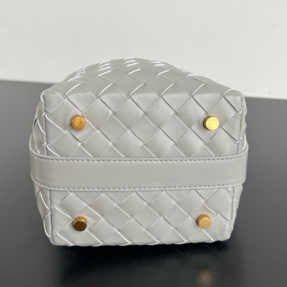 보테가 베네타 ES - 캔디 월리스 그레이 776781V3 17x13.5x5.3cm