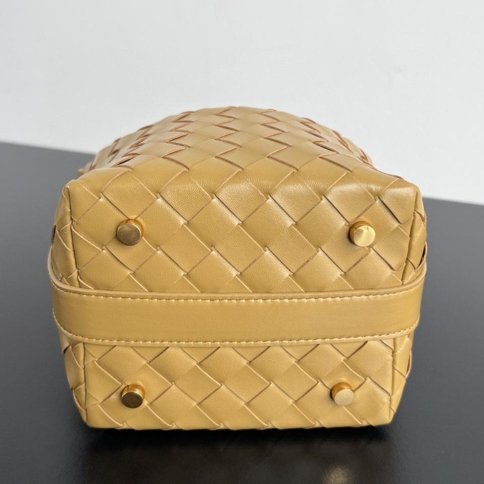 보테가 베네타 ES - 캔디 월리스 베이지 776781V3 17x13.5x5.3cm