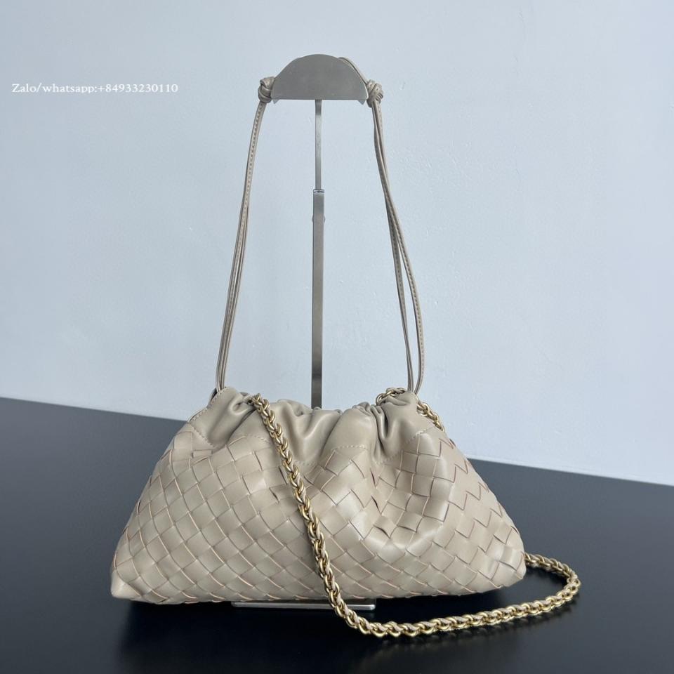 BOTTEGA VENETA 더스트백 노떼 베이지 839394 33x19x8CM
