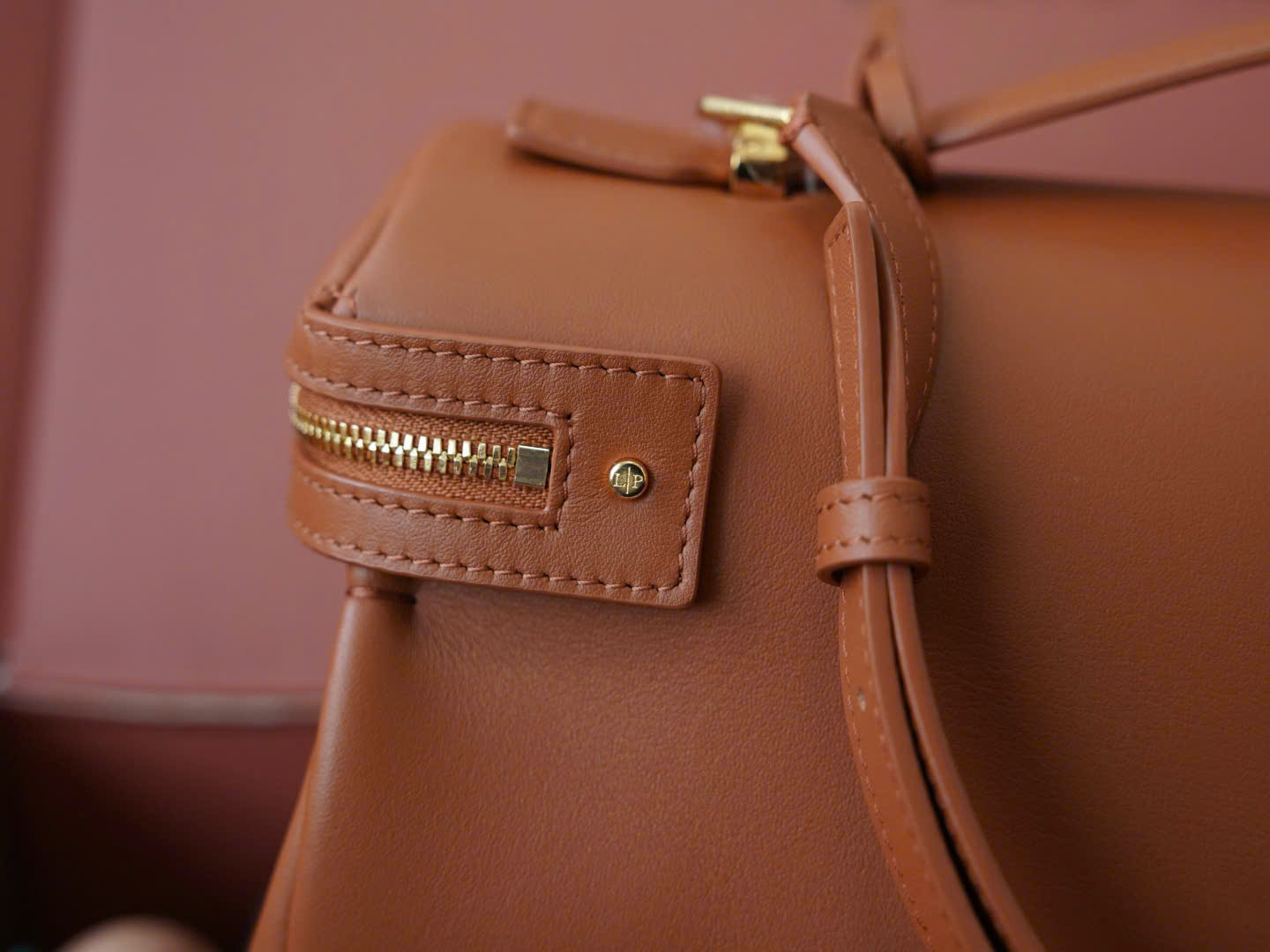 Extra Softy Bag L33 핸드백