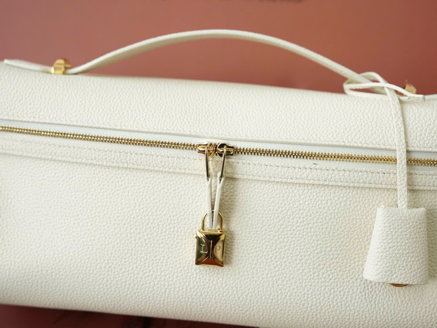 Extra Softy Bag L33 핸드백