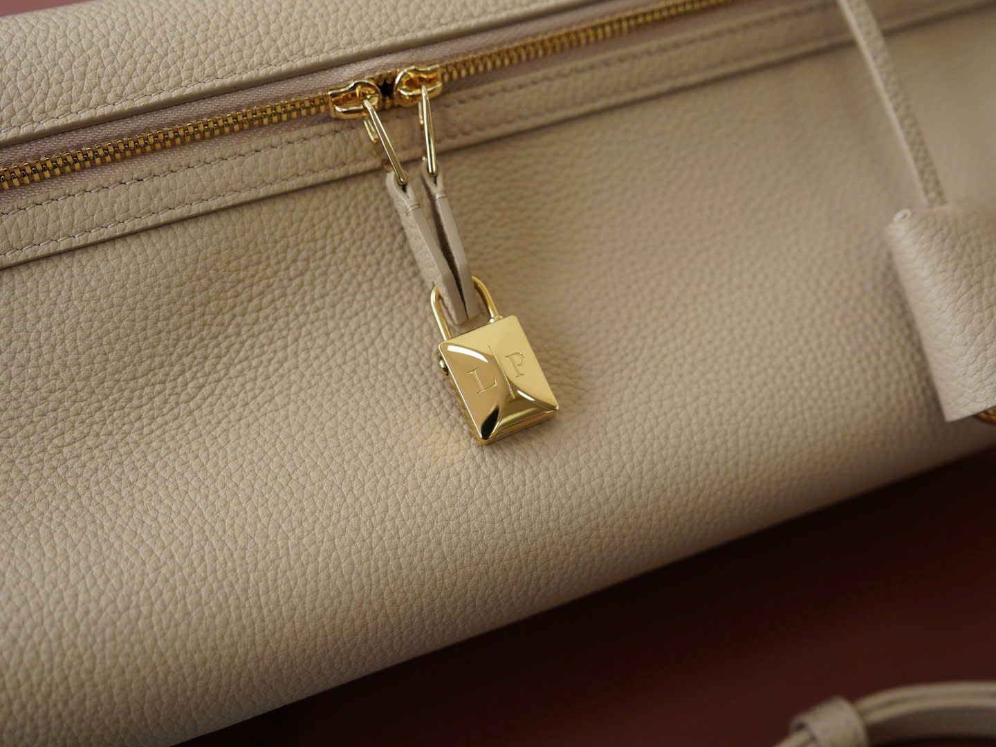 Extra Softy Bag L33 핸드백