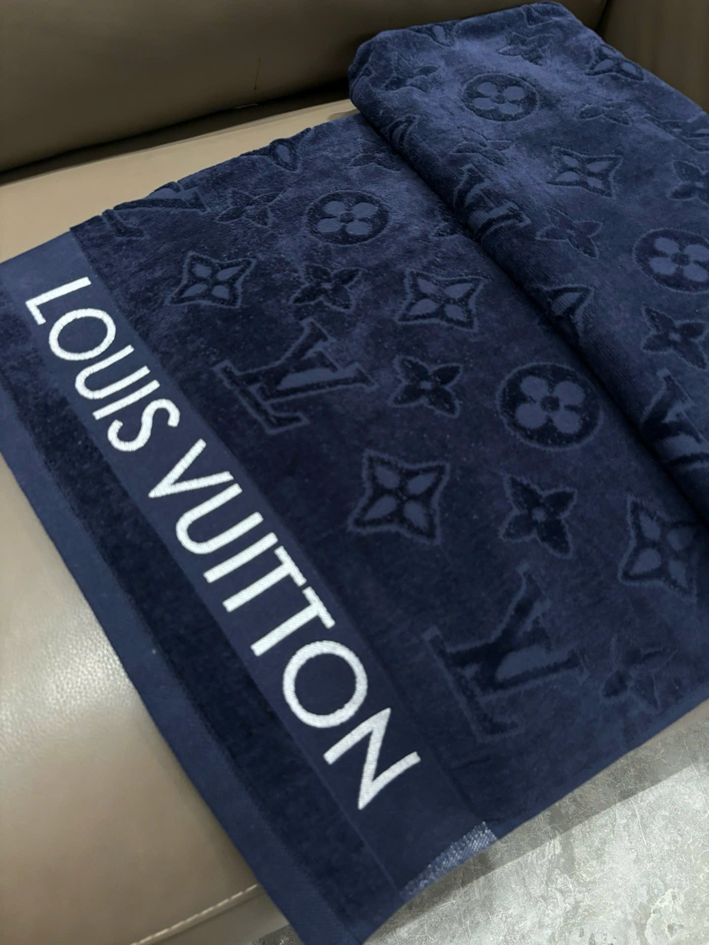 루이비통 LVacation 비치 타월 1PCS