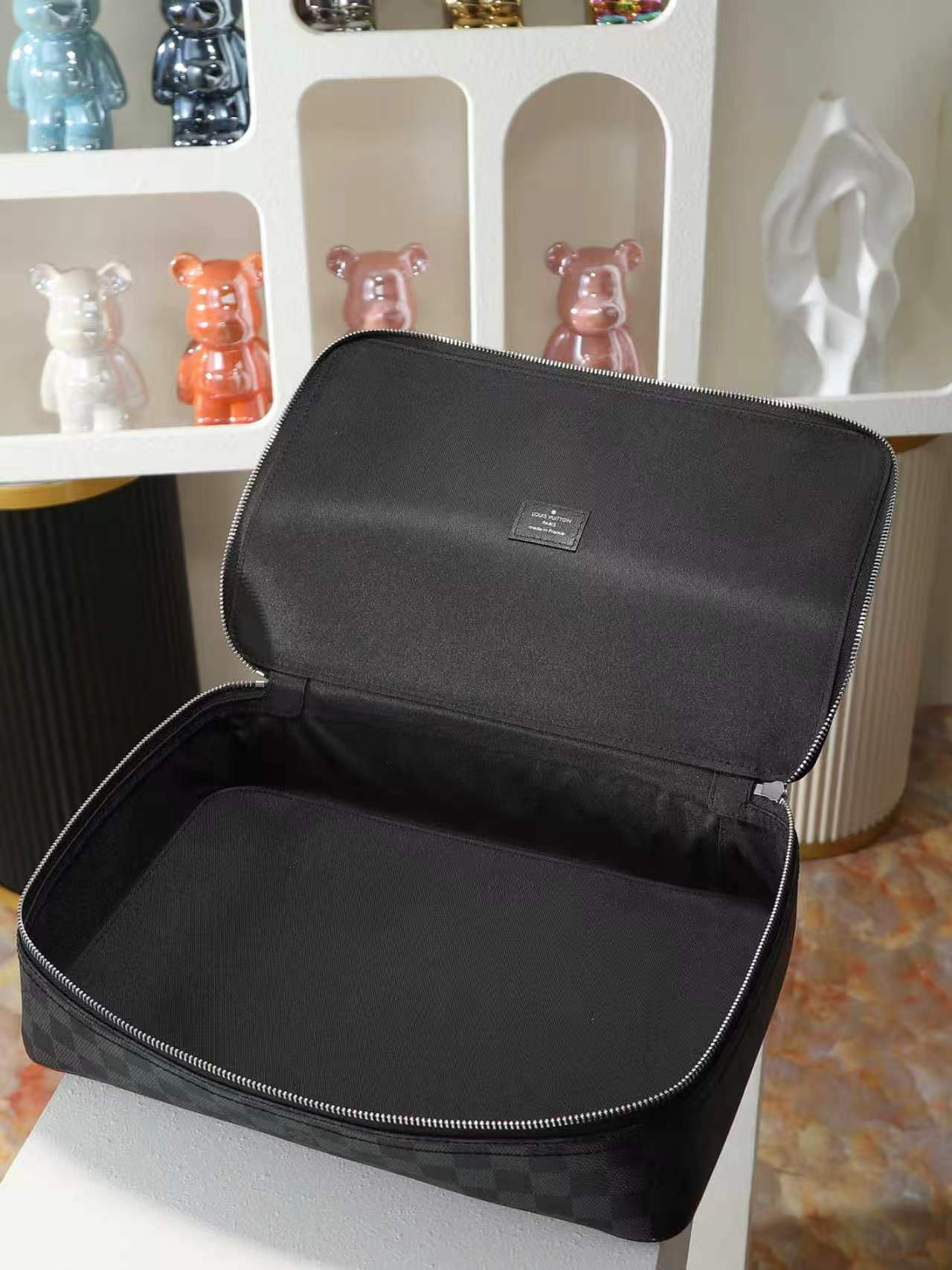 루이비통 M43690 블랙 체크 스타일 Packing Cube 대형 여행용 수납 파우치