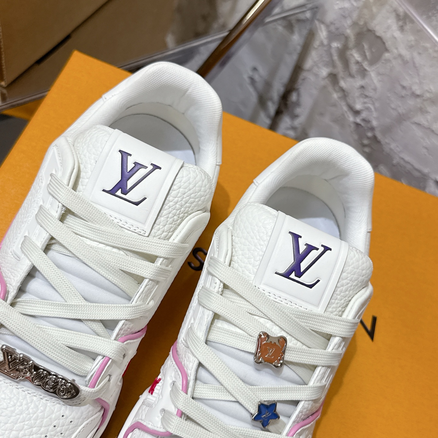루이비통 LV Trainer 스타일 커플용 로우탑 스니커즈