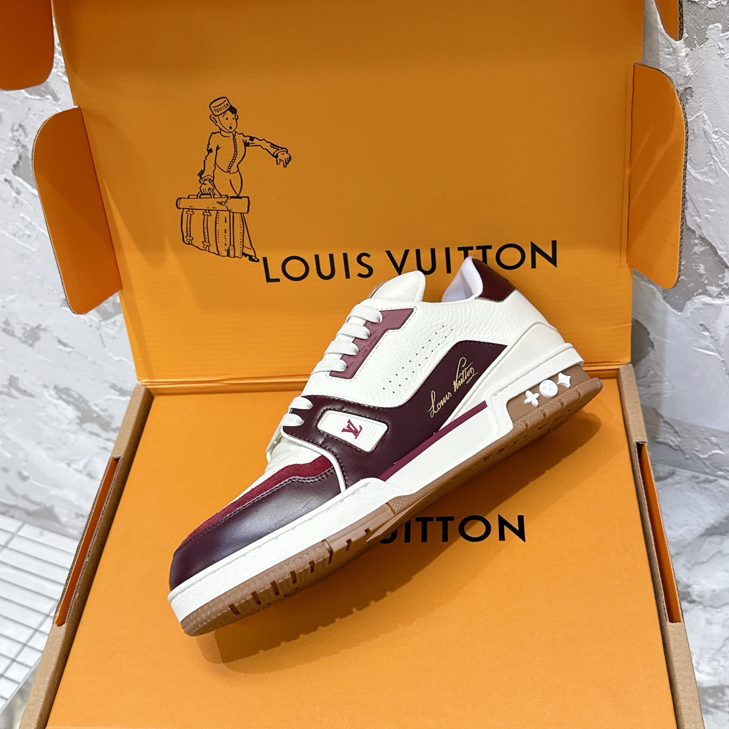 루이비통 LV Trainer 스타일 남성용 로우탑 스니커즈