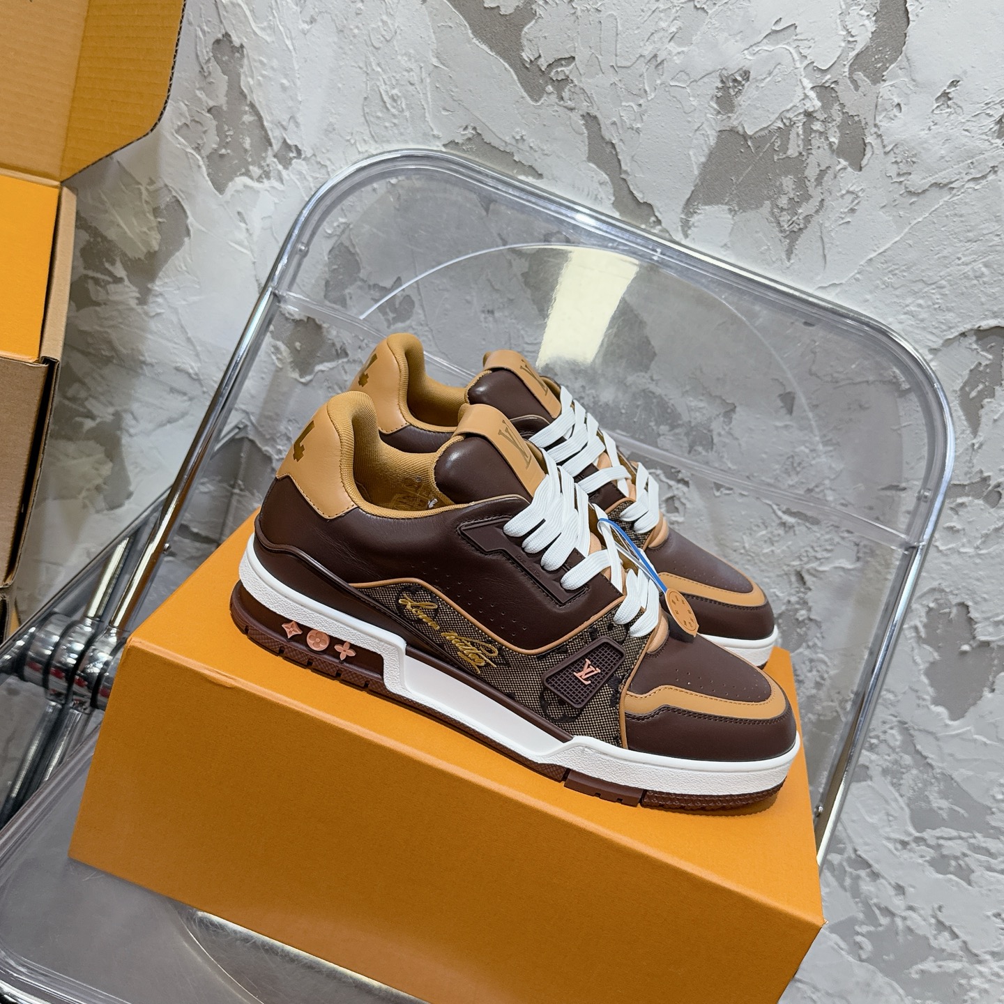 루이비통 LV Trainer 스타일 남성용 로우탑 스니커즈