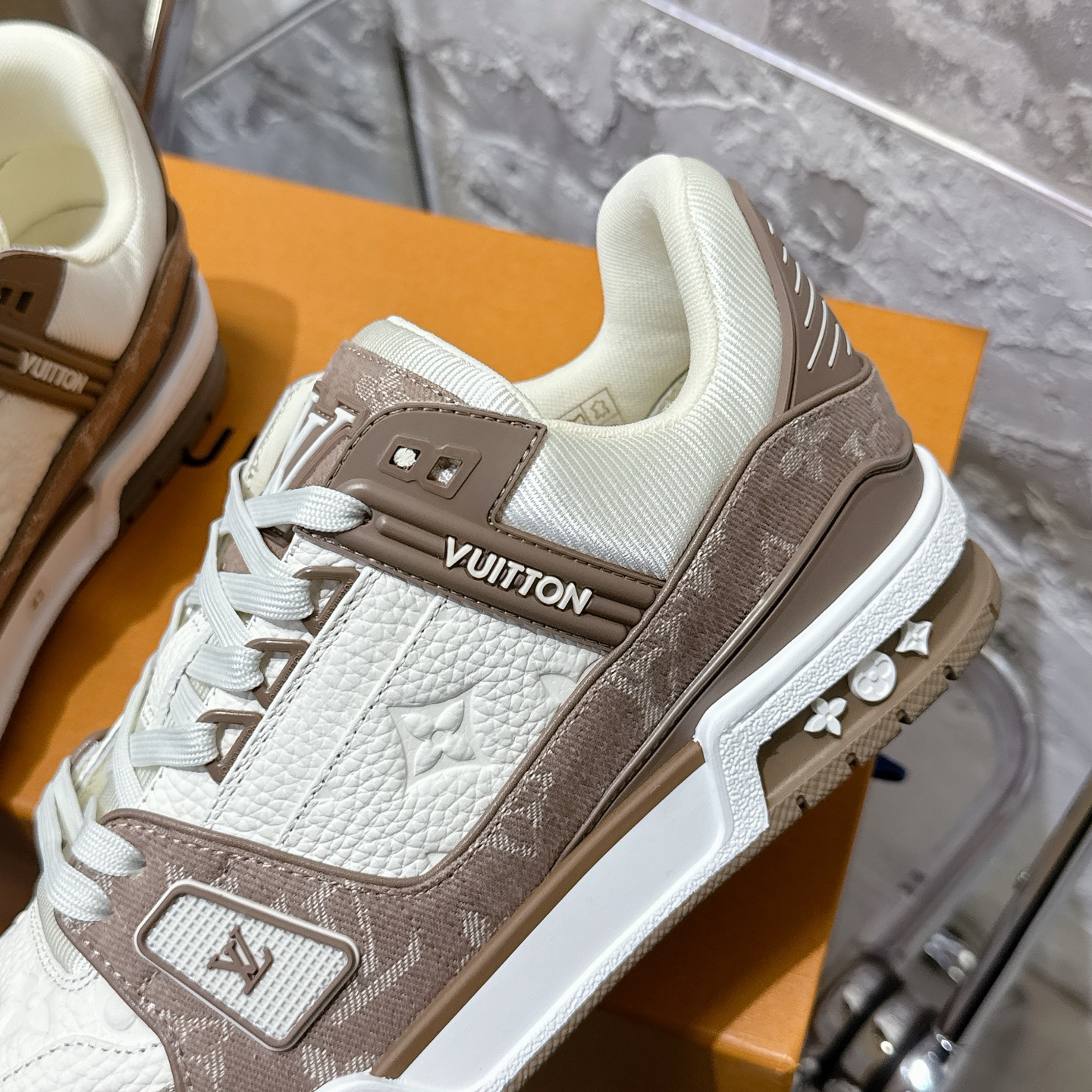 루이비통 LV Trainer 스타일 남성용 로우탑 스니커즈