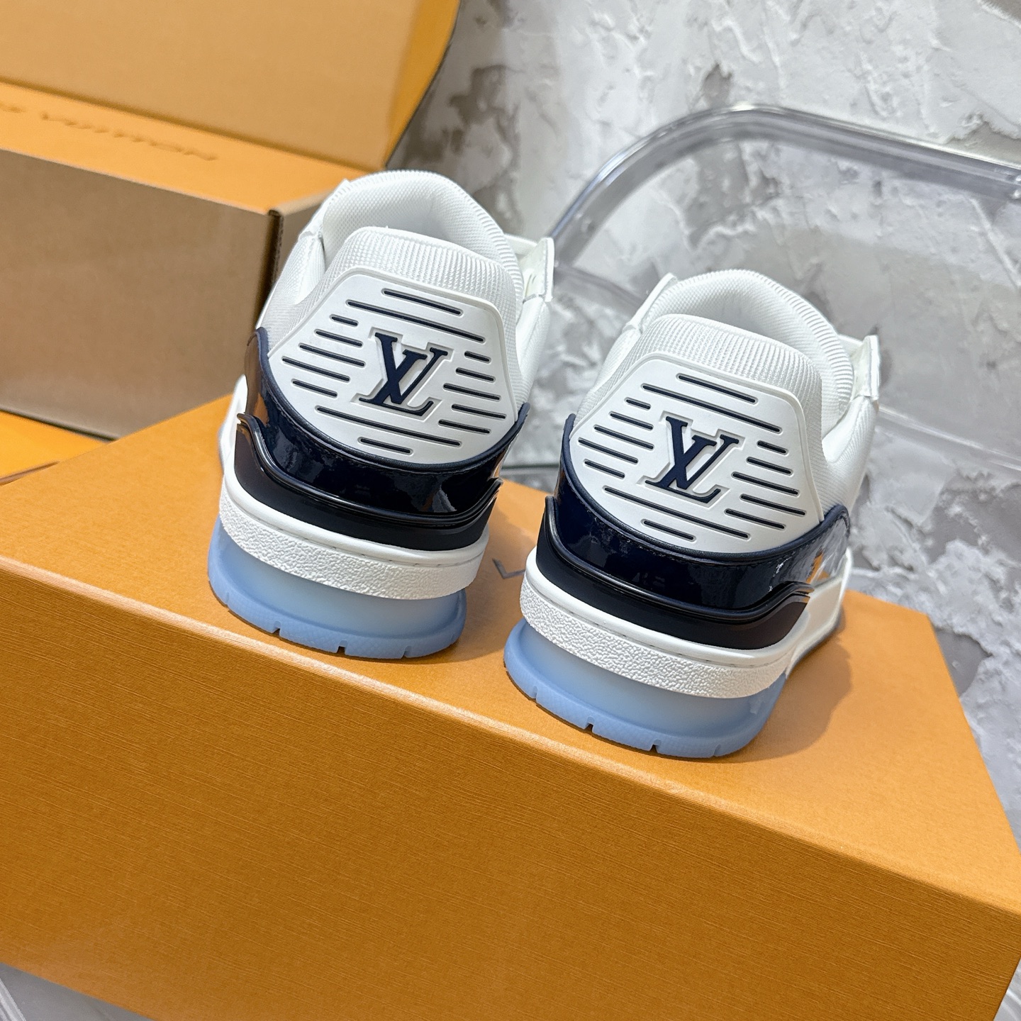루이비통 LV Trainer 스타일 남성용 로우탑 스니커즈