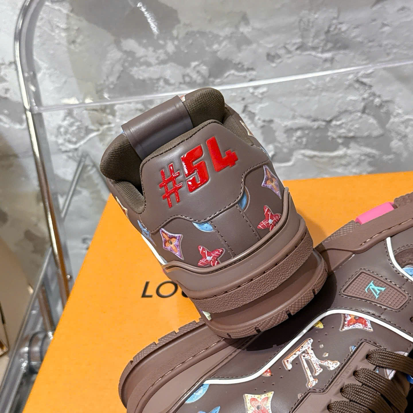 루이비통  LV 트레이너 시리즈 캐주얼 스포츠 스니커즈