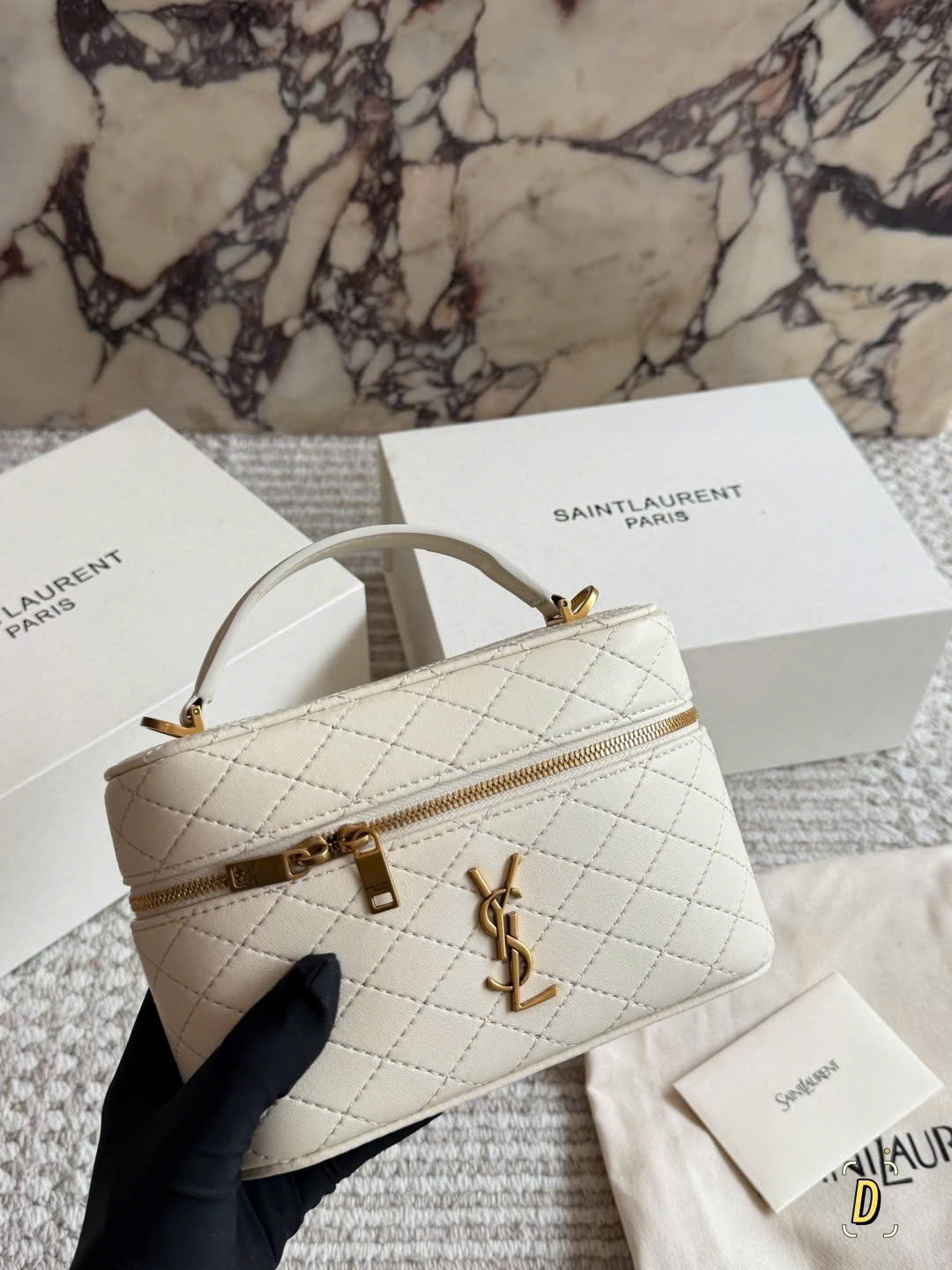 입생로랑 YSL 베니티 SP 백