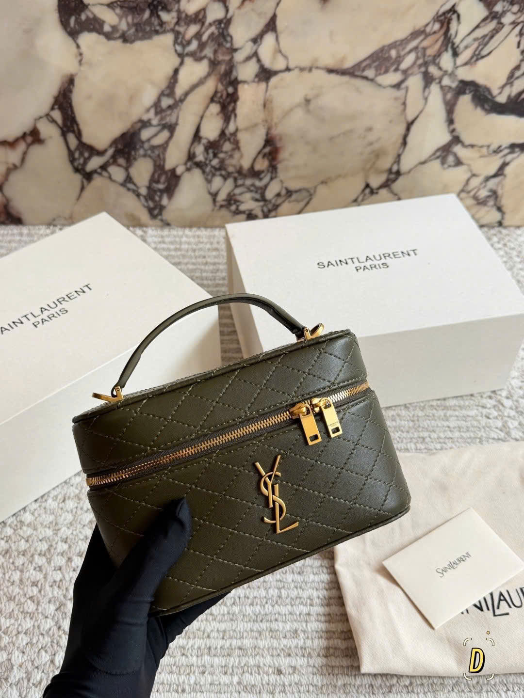 입생로랑 YSL 베니티 SP 백